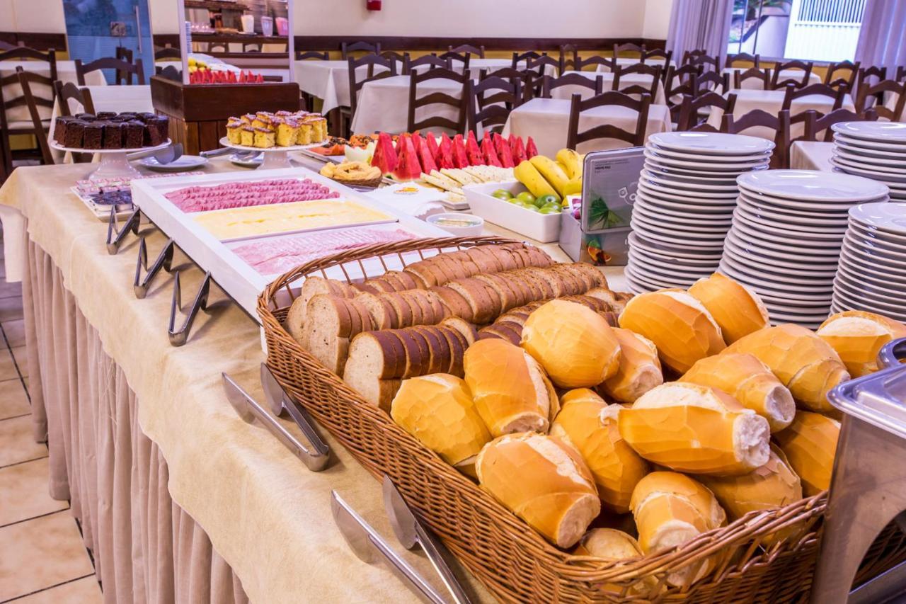 Hotel Itapema Meia Praia Экстерьер фото